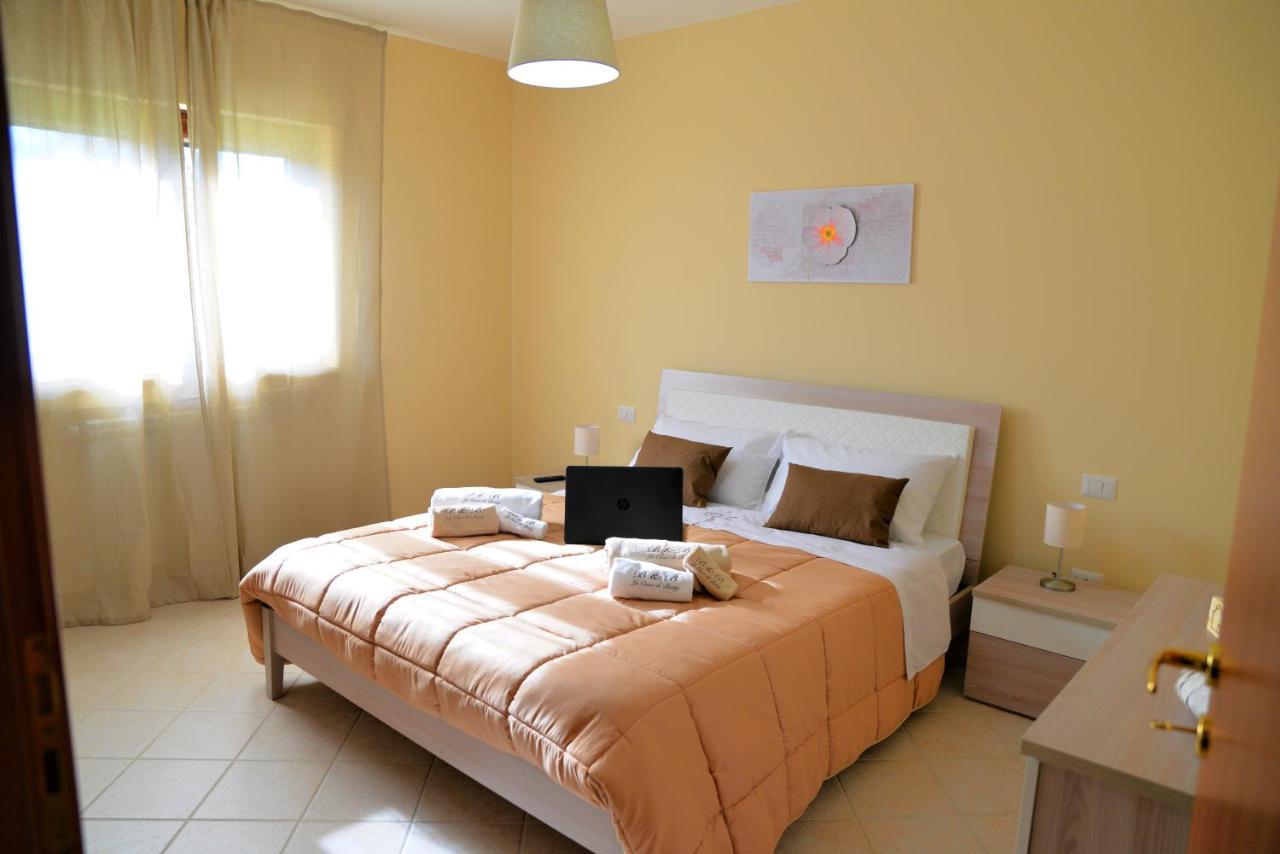 B&B La Casa Di Betty Albanella Eksteriør billede
